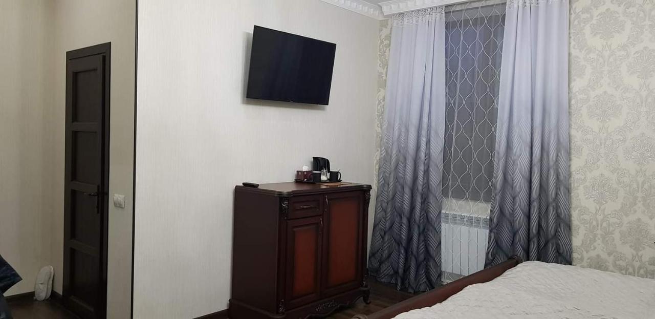 Ahana Hotel Martuni Exteriér fotografie