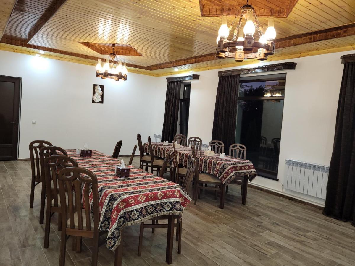 Ahana Hotel Martuni Exteriér fotografie
