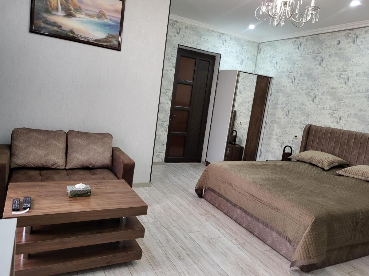 Ahana Hotel Martuni Exteriér fotografie