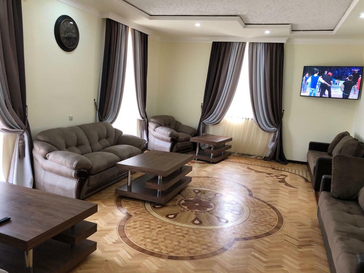 Ahana Hotel Martuni Exteriér fotografie